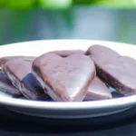 Corazones bañados de chocolate  250g